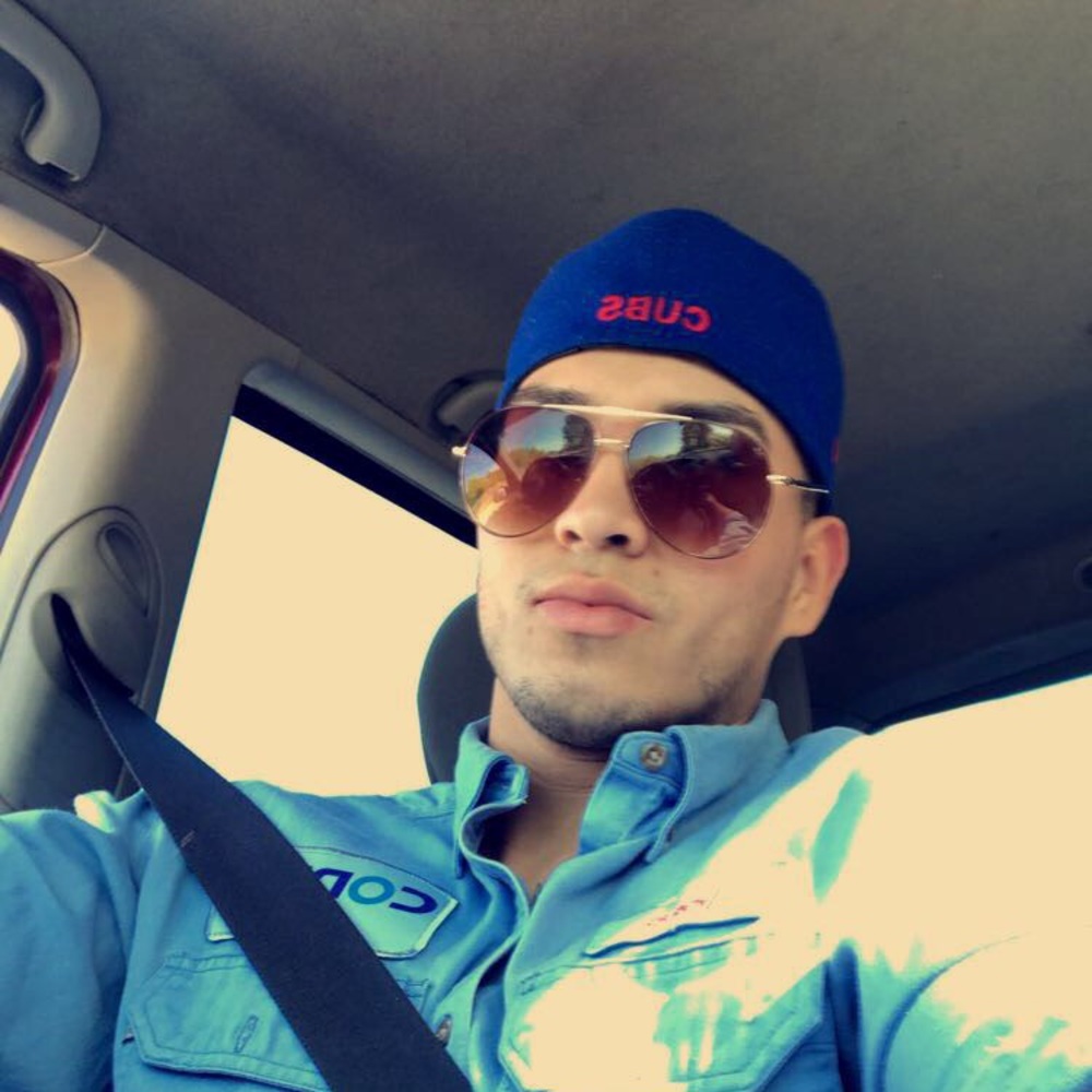 Meet your Posher, Carlos